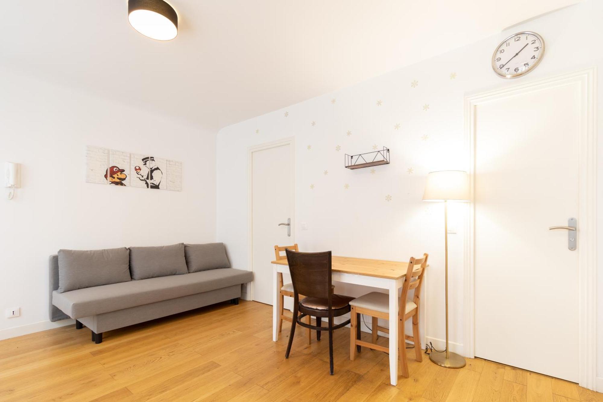 Cosy Flat Close To Arc De Triomphe Parijs